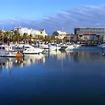 Beautiful 2-bed In Olhos De Agua Lejlighed *
