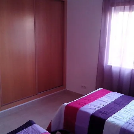 Beautiful 2-bed In Olhos De Agua Albufeira