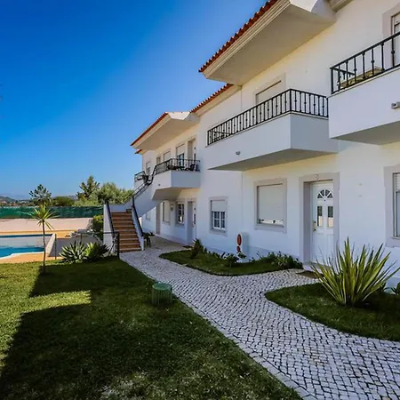 Beautiful 2-bed In Olhos De Agua Apartment *