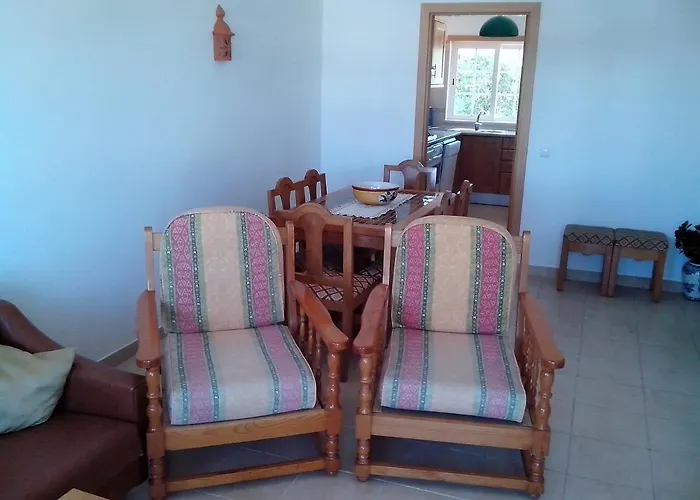 Beautiful 2-bed In Olhos De Agua